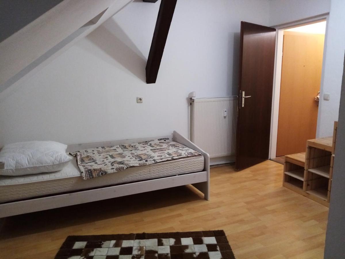 Apartmany Lend Exterior photo